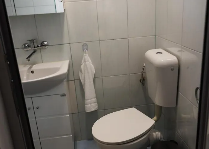 Cozy House With Free Parking Várna