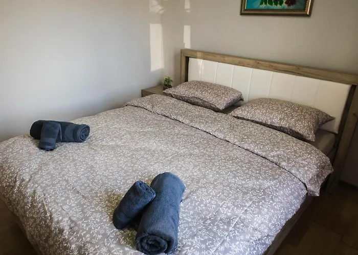 Cozy House With Free Parking Apartman Várna