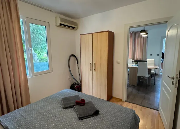 Cozy House With Free Parking * Várna