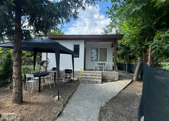 Cozy House With Free Parking * Várna