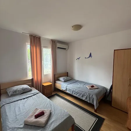 Cozy House With Free Parking * Varna