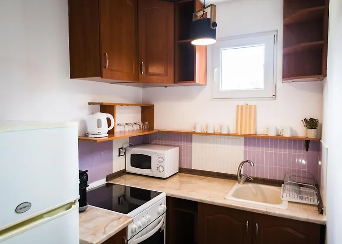 Lejlighed Cozy House With Free Parking *