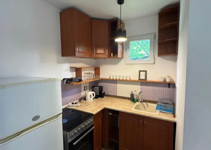 Apartment Cozy House With Free Parking *